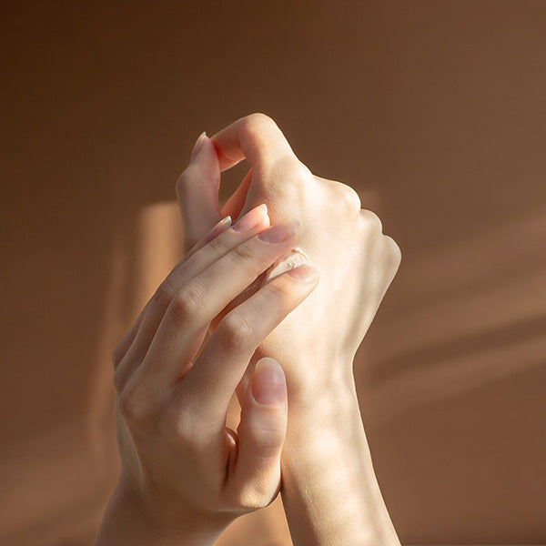 Baume Chantilly Soin des Mains Avec Huiles Essentielles - Oleassence en Luberon