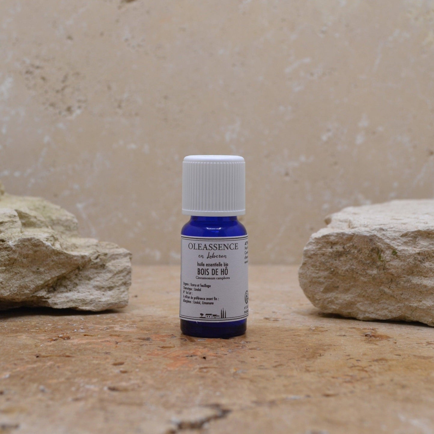 Huile Essentielle de Bois de Hô Biologique - Oleassence en Luberon
