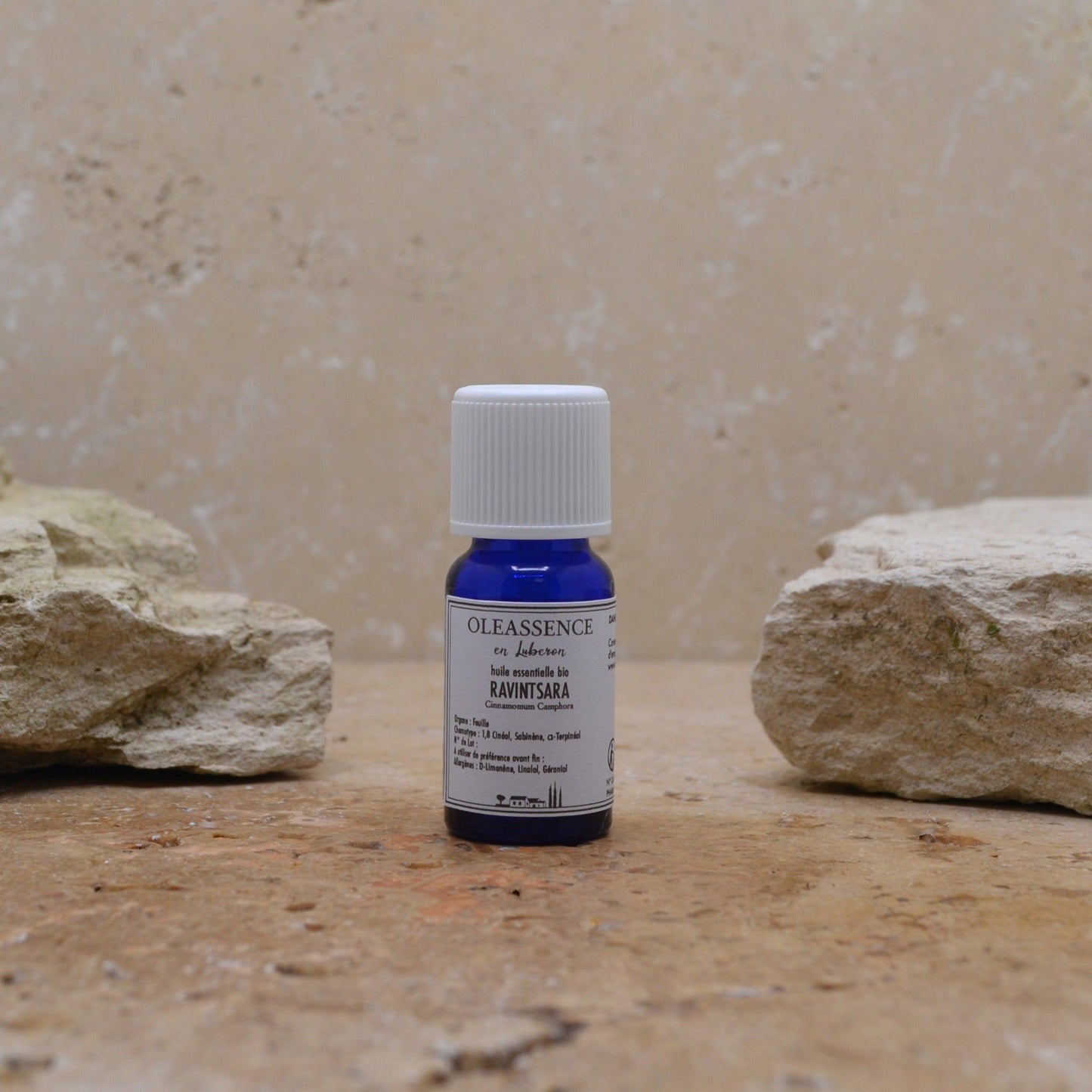 Huile Essentielle de Ravintsara Biologique - Oleassence en Luberon