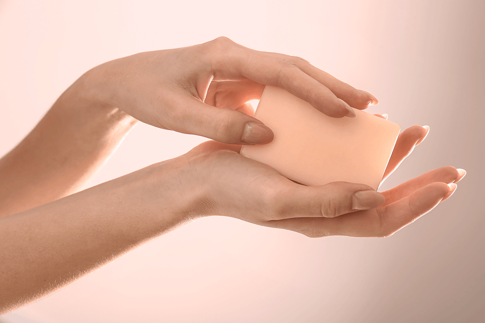 Quels savons choisir pour nettoyer sa peau ? - Oleassence en Luberon