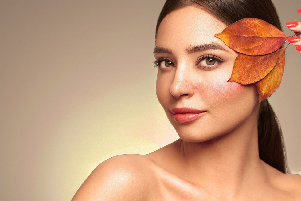 Rougeurs du visage en automne : pourquoi s’aggravent-elles et comment les apaiser naturellement